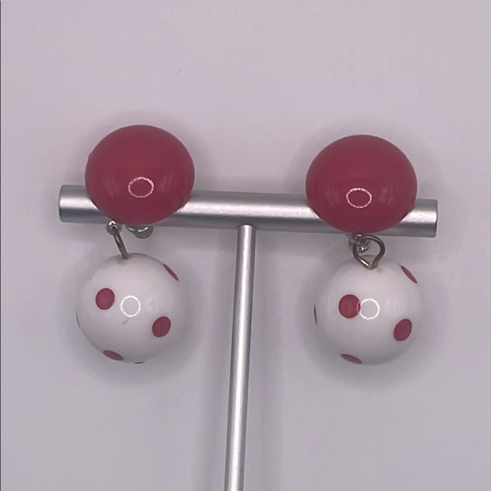 Red and White Necklace and Earring Set - Picture 2 of 8
